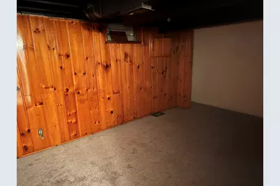 2336 W Lawn Ave, Milwaukee, WI 53209 - Photo 13