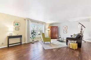 2212 Gatekeeper Ct, Waukesha, WI 53188 - Photo 7