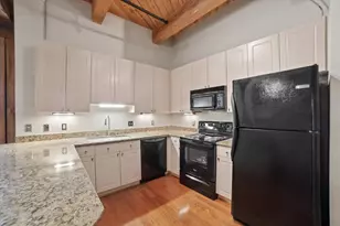 234 E Reservoir Ave, Milwaukee, WI 53212 - Photo 7