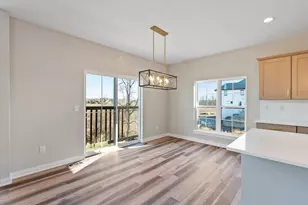 4660 Fenley Way, Brookfield, WI 53045 - Photo 7