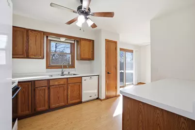 2190  North Shore Dr, East Troy, WI 53120 - Photo 11