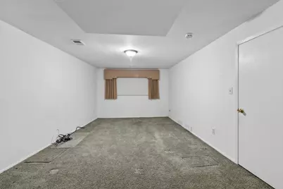 998  Lake Country Ct, Oconomowoc, WI 53066 - Photo 25