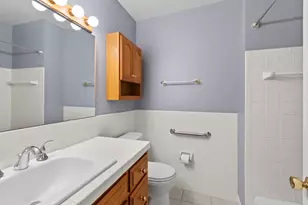 998 Lake Country Ct, Oconomowoc, WI 53066 - Photo 19