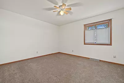 816  16th Ave, Racine, WI 53182 - Photo 17