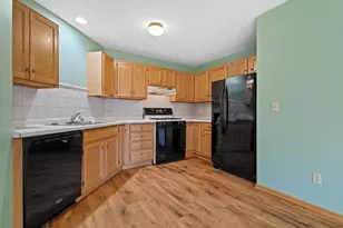 816 16th Ave, Racine, WI 53182 - Photo 9