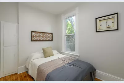 2911 N Newhall St, Milwaukee, WI 53211 - Photo 11