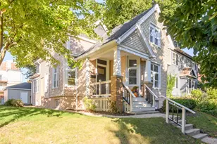 2911 N Newhall St, Milwaukee, WI 53211 - Photo 39