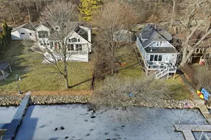 142 Riverside Dr, Racine, WI 53185 - Photo 35