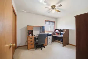 142 Riverside Dr, Racine, WI 53185 - Photo 29