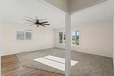 4226 S Pennsylvania Ave, Saint Francis, WI 53235 - Photo 15