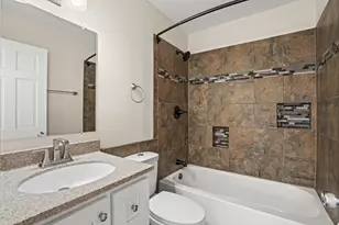 4226 S Pennsylvania Ave, Saint Francis, WI 53235 - Photo 7