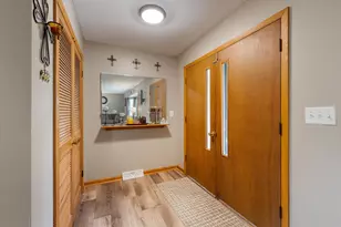 N97W16385 Tippicanoe Ct, Germantown, WI 53022 - Photo 23