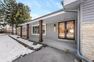 N97W16385 Tippicanoe Ct, Germantown, WI 53022 - Photo 41