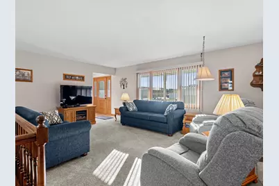 1506  Hilltop Ln, Plymouth, WI 53073 - Photo 7