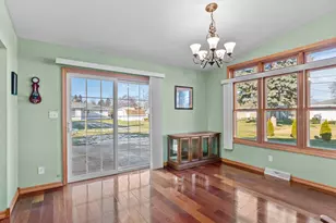 1506 Hilltop Ln, Plymouth, WI 53073 - Photo 9