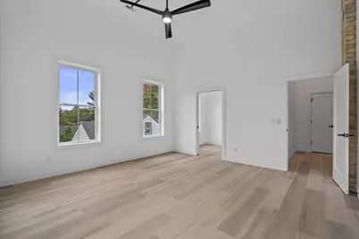 308  Oak St #202, Slinger, WI 53086 - Photo 11