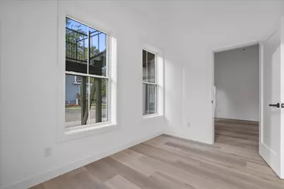 308  Oak St #101, Slinger, WI 53086 - Photo 11