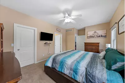 1457  Red Oak Dr, Hartford, WI 53027 - Photo 33