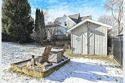 417  James St, Burlington, WI 53105 - Photo 37