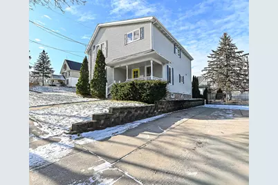 417  James St, Burlington, WI 53105 - Photo 3