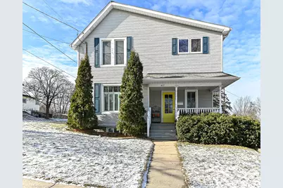 417  James St, Burlington, WI 53105 - Photo 1