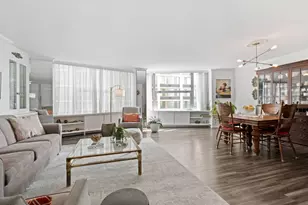 1610 N Prospect Ave, Milwaukee, WI 53202 - Photo 1