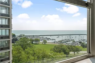 1610 N Prospect Ave, Milwaukee, WI 53202 - Photo 3