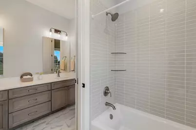 11553 N Creekside Ct #67W, Mequon, WI 53092 - Photo 23