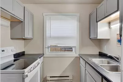 1422  Rose St, La Crosse, WI 54603 - Photo 11