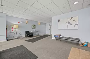 1920 N Farwell Ave, Milwaukee, WI 53202 - Photo 17