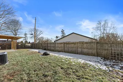 N91W17639  Saint Regis Dr, Menomonee Falls, WI 53051 - Photo 31