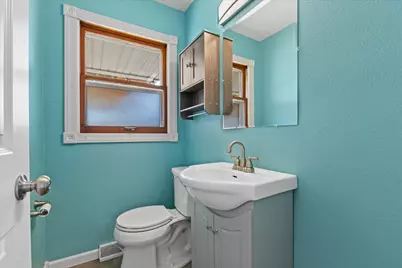 N91W17639  Saint Regis Dr, Menomonee Falls, WI 53051 - Photo 11