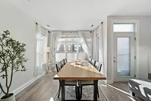 1915 N Water St, Milwaukee, WI 53202 - Photo 9