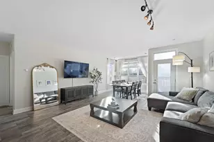 1915 N Water St, Milwaukee, WI 53202 - Photo 1