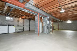 5034 S 20th St, Milwaukee, WI 53221 - Photo 25