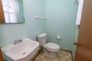5034 S 20th St, Milwaukee, WI 53221 - Photo 11
