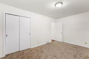 1108 Shorecrest Dr, Racine, WI 53402 - Photo 15