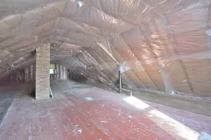 2178 S 84th St, West Allis, WI 53227 - Photo 21