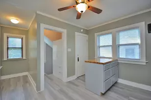 2178 S 84th St, West Allis, WI 53227 - Photo 11