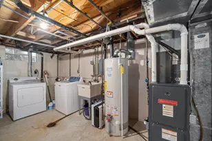 9206 N 70th St, Milwaukee, WI 53223 - Photo 27