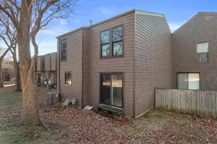 9206 N 70th St, Milwaukee, WI 53223 - Photo 29