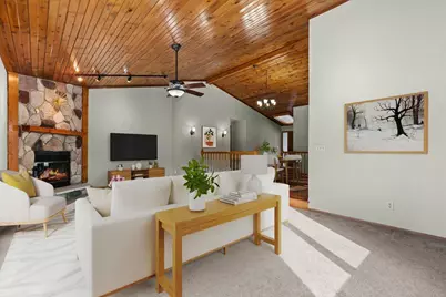 W179N9885  Riversbend Cir, Germantown, WI 53022 - Photo 7