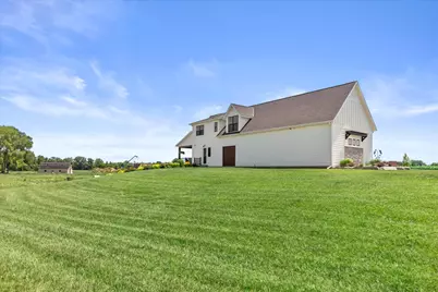 S53W26764  Gemstone Ct, Waukesha, WI 53189 - Photo 49