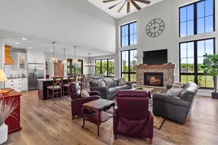 S53W26764 Gemstone Ct, Waukesha, WI 53189 - Photo 39
