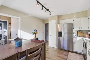 5103 Kinzie Ave, Racine, WI 53406 - Photo 9