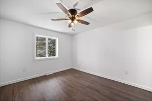 114 Dean Rd, Belgium, WI 53004 - Photo 21