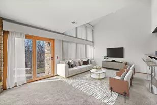 N89W16327 Main St, Menomonee Falls, WI 53051 - Photo 7