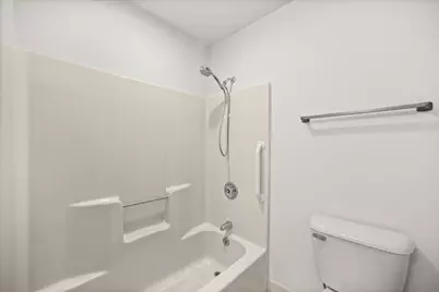 N89W16327  Main St #A7, Menomonee Falls, WI 53051 - Photo 25