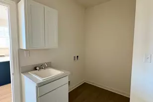 2625 Mooring Ct, Delavan, WI 53115 - Photo 9