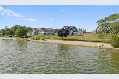 2625  Mooring Ct, Delavan, WI 53115 - Photo 29